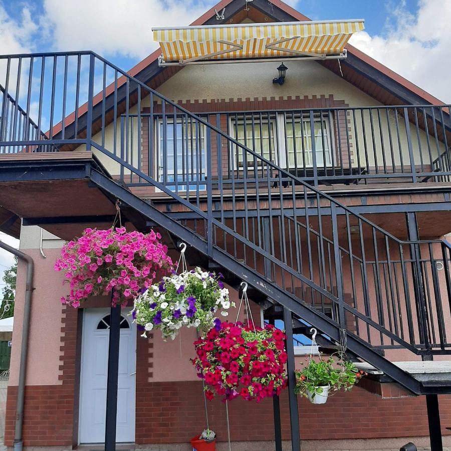 Apartament Nad Woda Marzecino Eksteriør billede